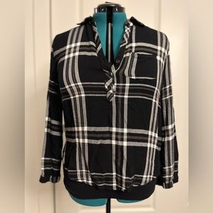 Black 1/2 Button Down Flannel Shirt